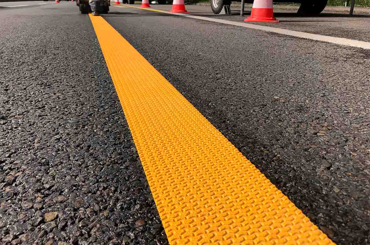 Techniroute marquage routier bandes à coller jaune